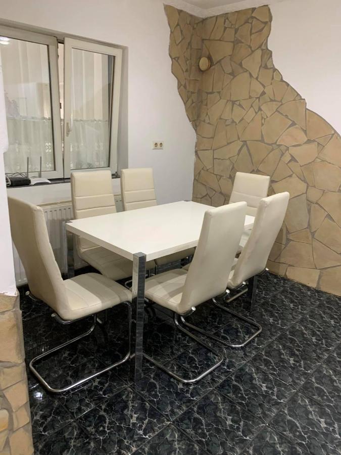 شقة Magic Vendeghaz Abádszalók المظهر الخارجي الصورة
